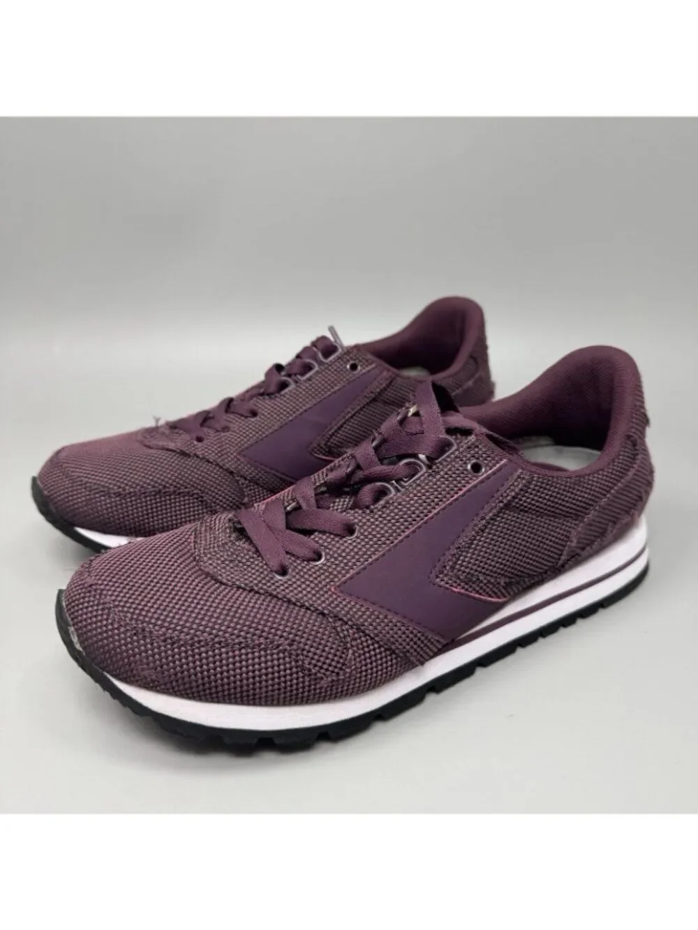 Brooks Heritage Chariot Womens Shoes 8 Purple Athletic Running Lace Up Sneaker